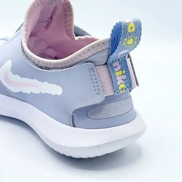 NIKE FLEX RUNNER DREAM - Marka store