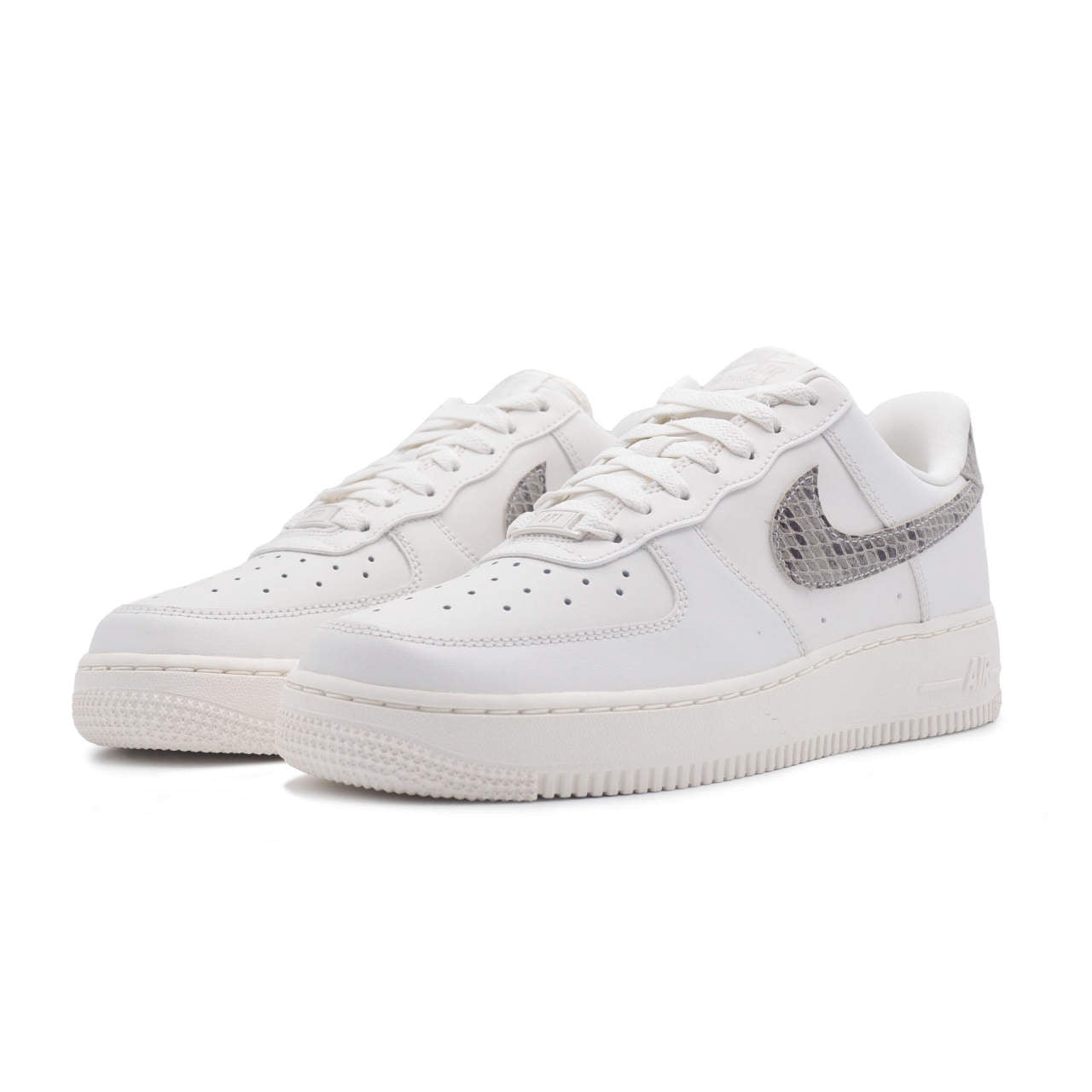 NIKE AIR FORCE 1 '07 - Marka store