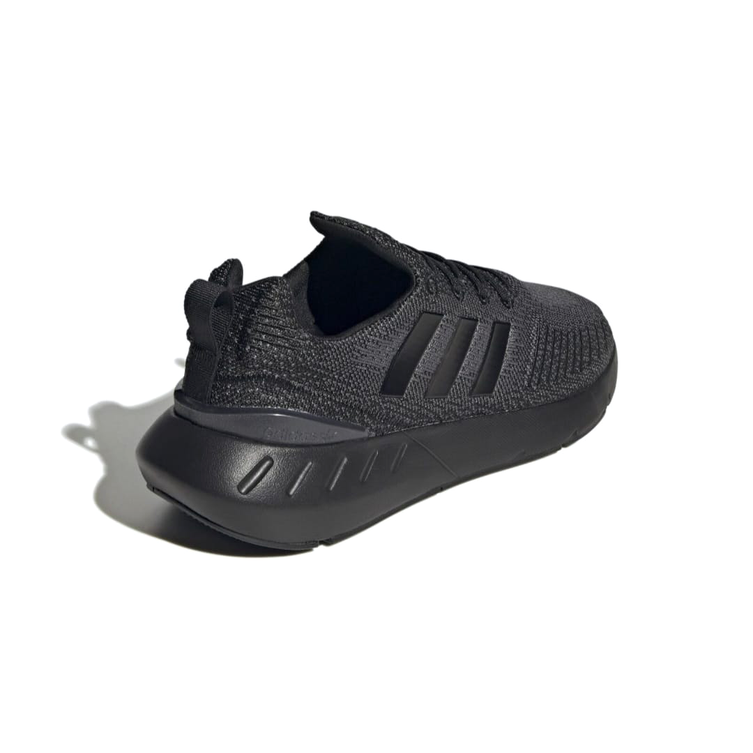 ADIDAS SWIFT RUN 22 - Marka store